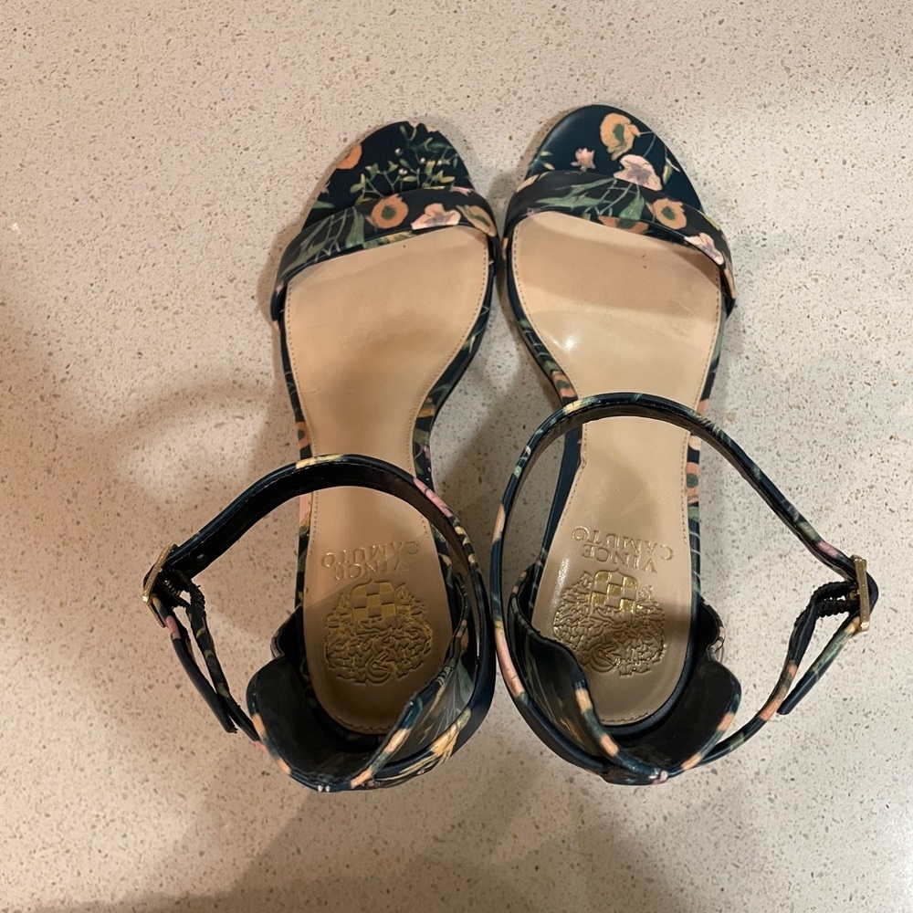 Vince Camuto Floral Heels - Picture 16 of 16